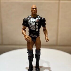 The Rock Dwayne Johnson  2011 Mattel WWE Soldier  Push The Pace Action Figure